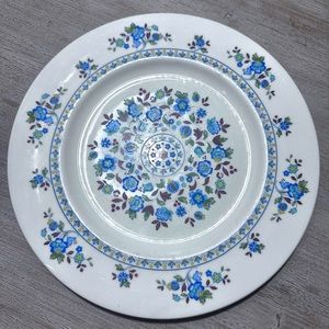 Royal Doulton England Fine China 1973 PLYMOUTH Dinner Plate TC 1105 - VINTAGE